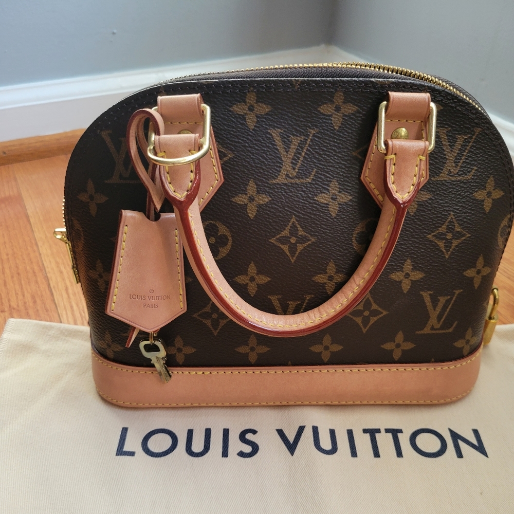 ❣️SOLD❣️Louis Vuitton Alma BB,